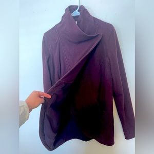 Lululemon wrap sweatshirt size 10